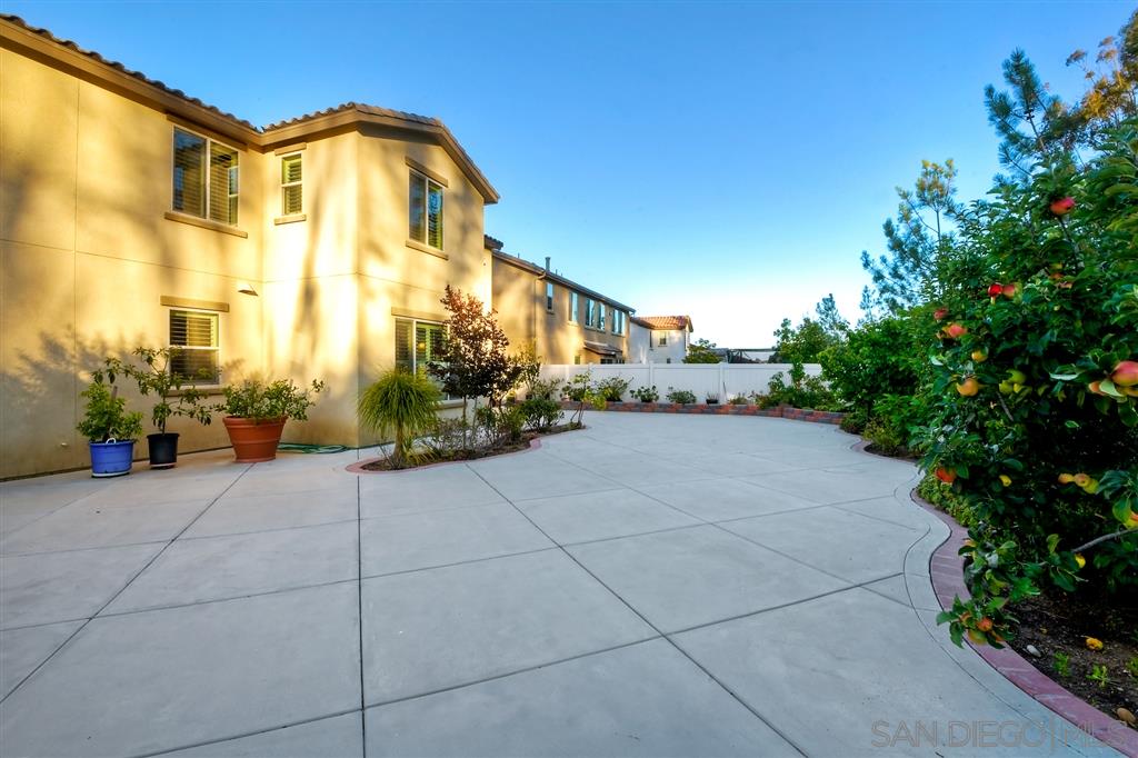 17476 Ralphs Ranch Road San Diego, CA 92127 - Photo 4 of 25