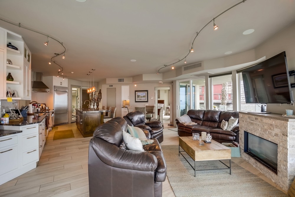 3375 Ocean Front Walk San Diego, CA 92109 - Photo 6 of 25