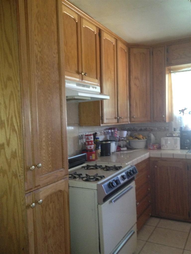 1200 Sylvia Drive Bakersfield, CA 93304 - Photo 17 of 18