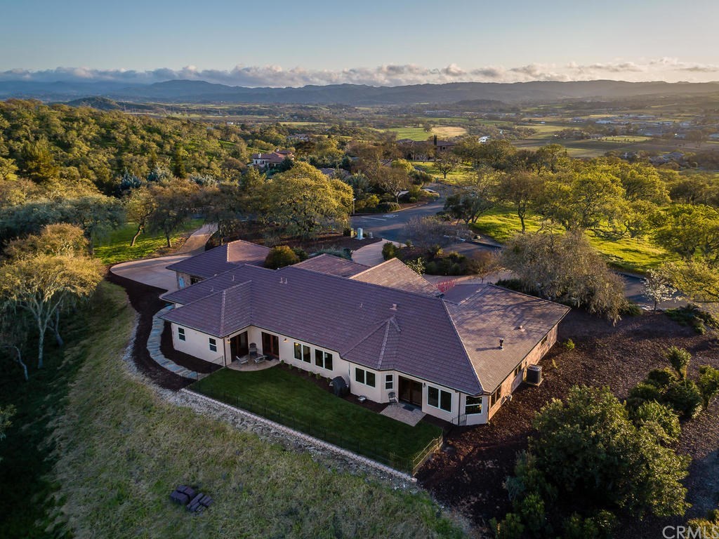 2390 Battering Rock Road Templeton, CA 93465 - Photo 36 of 44