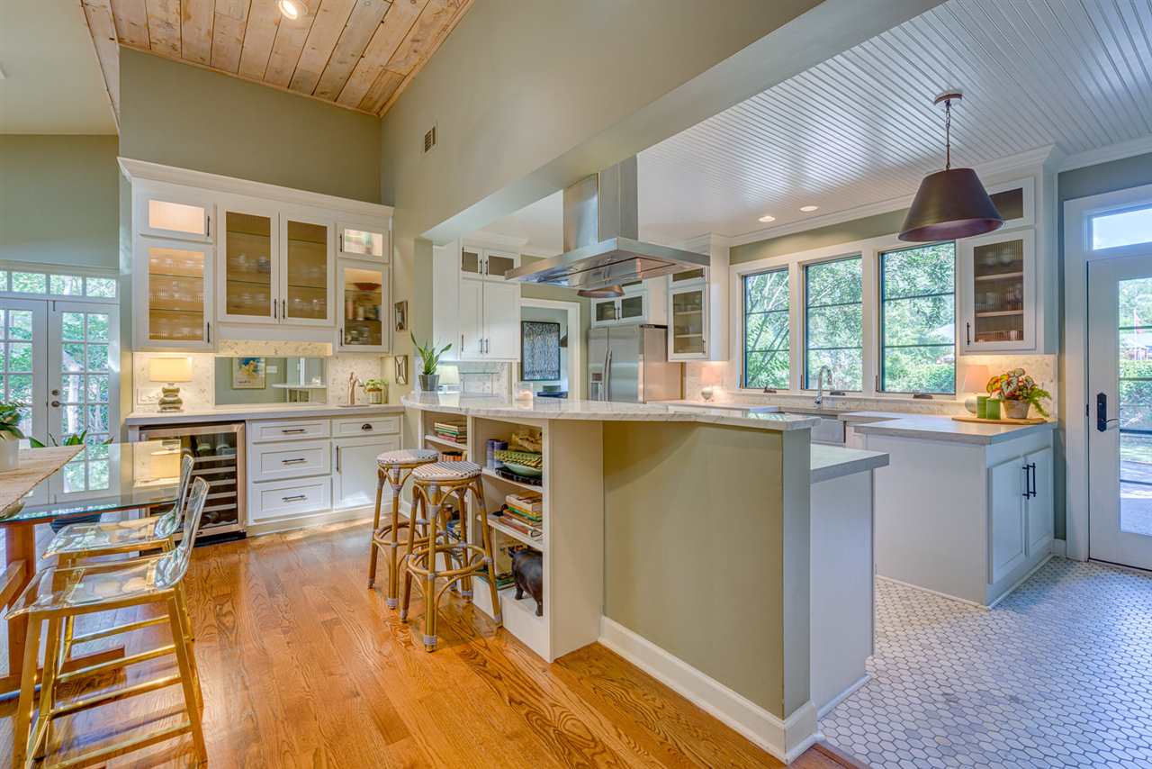 4600 Chickasaw Road Memphis, TN 38117 - Photo 9 of 25