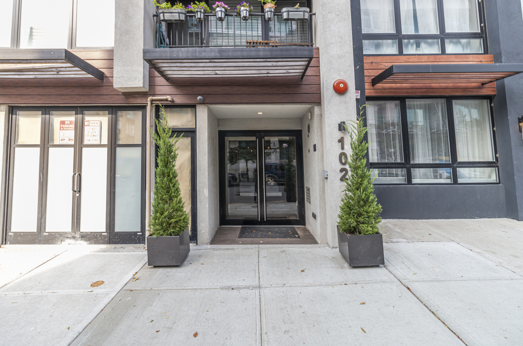 Ironwood 102 Gold St, Brooklyn, NY 11201 - Photo 2 of 4