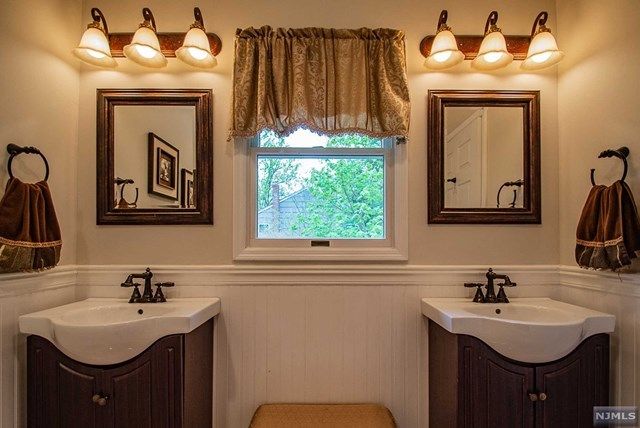 443 Eastgate Road Ridgewood, NJ 07450 - Photo 16 of 23