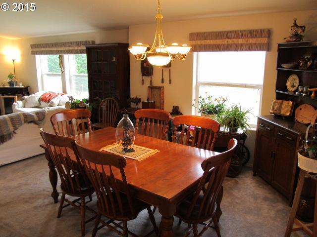55499 Southwest Sain Creek Road Gaston, OR 97119 - Photo 4 of 16 Gallery Image 4