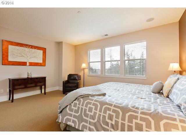 10167 Southwest Morrison Street Portland, OR 97225 - Photo 7 of 16 Gallery Image 7