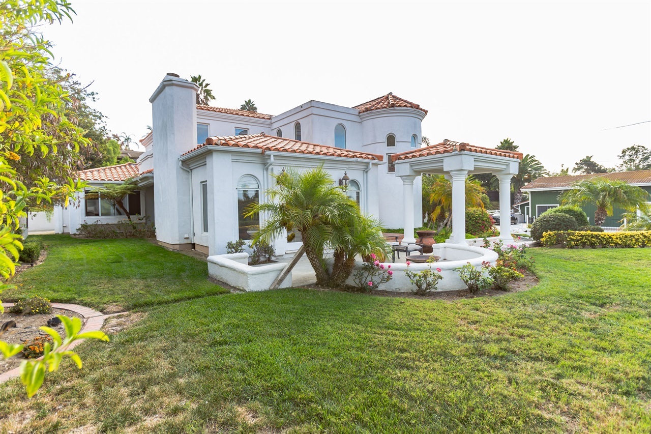 1565 Burgundy Road Encinitas, CA 92024 - Photo 7 of 25