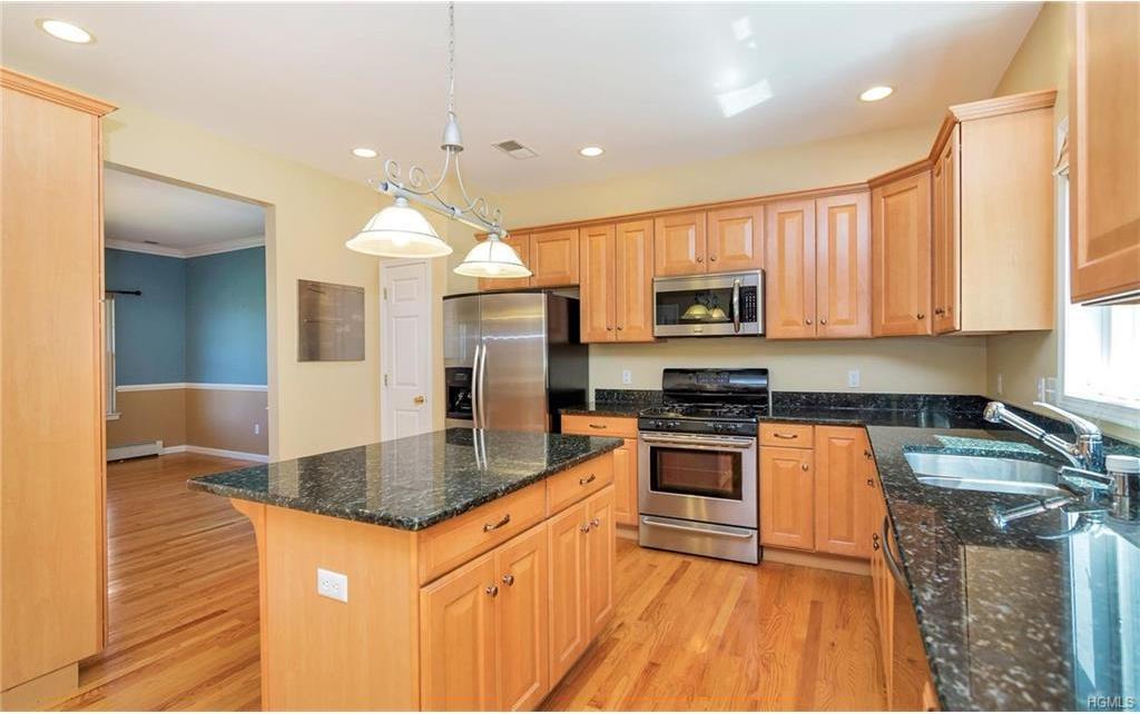 38 McGarrah Road Monroe, NY 10950 - Photo 7 of 26