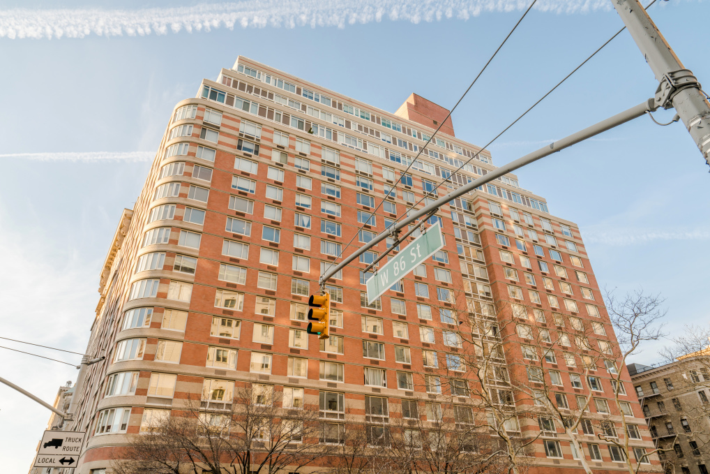 2373 Broadway, Unit 1901 Manhattan, NY 10024 - Photo 11 of 12