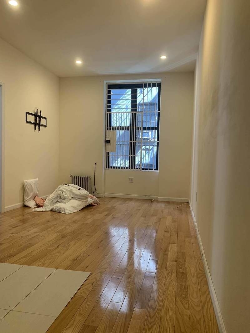 3 West 108th Street, Unit 4 Manhattan, NY 10025 - Photo 4 of 9