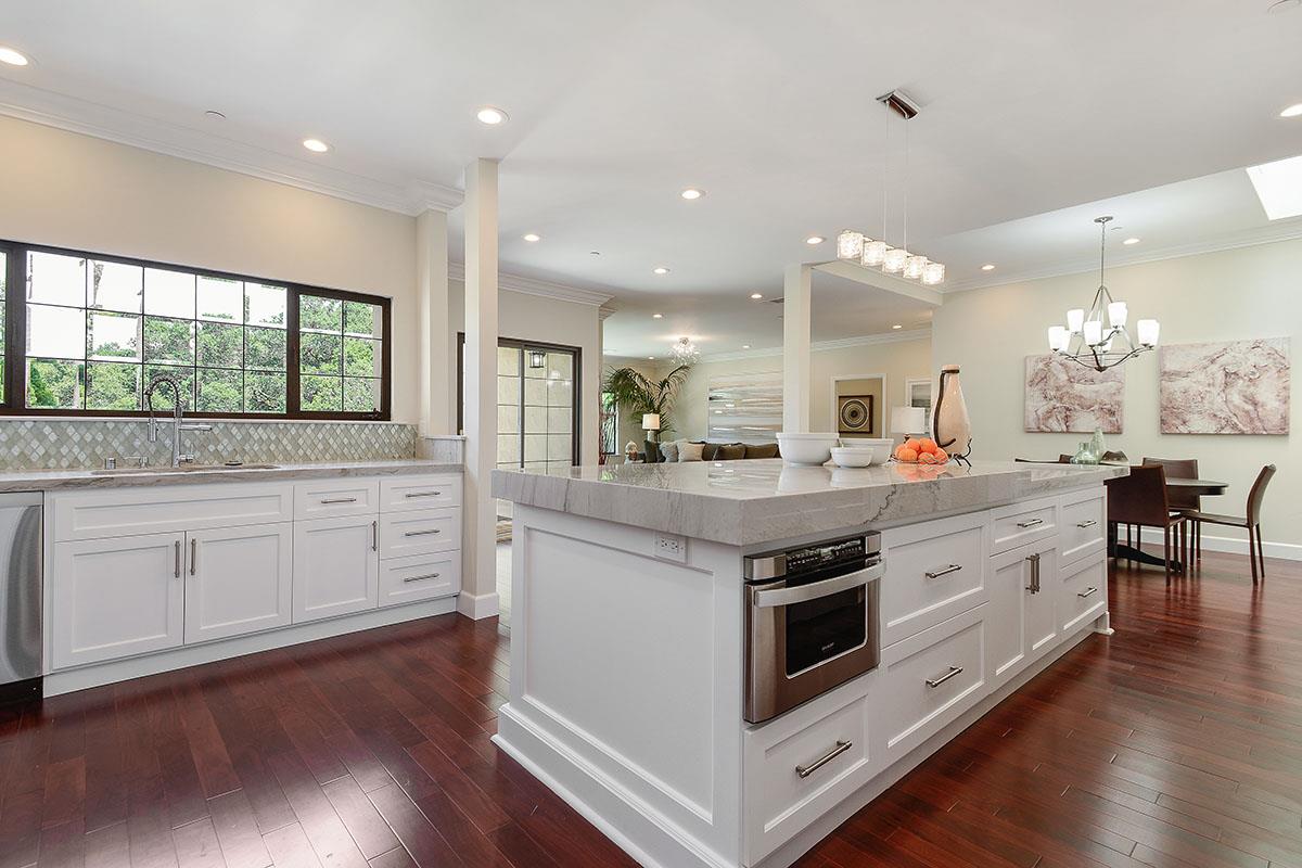 760 Darrell Road Hillsborough, CA 94010 - Photo 21 of 98