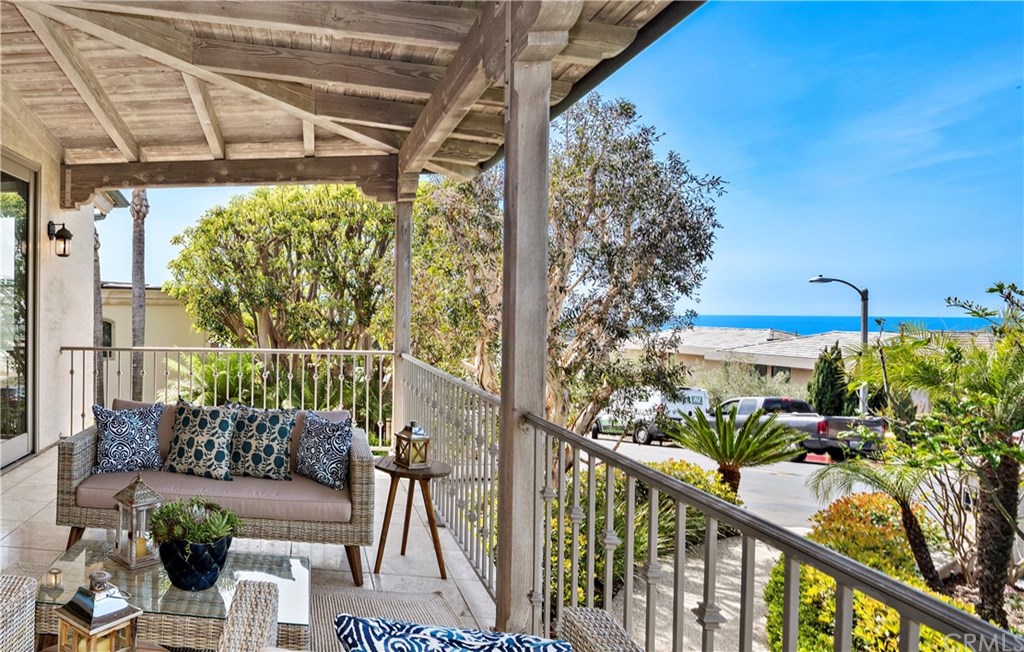 1356 Skyline Drive Laguna Beach, CA 92651 - Photo 6 of 35