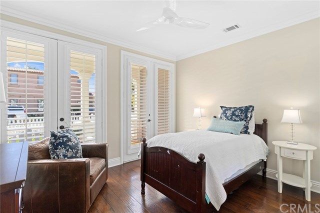 $2,200,000 | 3124 Broad Street, Newport Beach, CA 92663