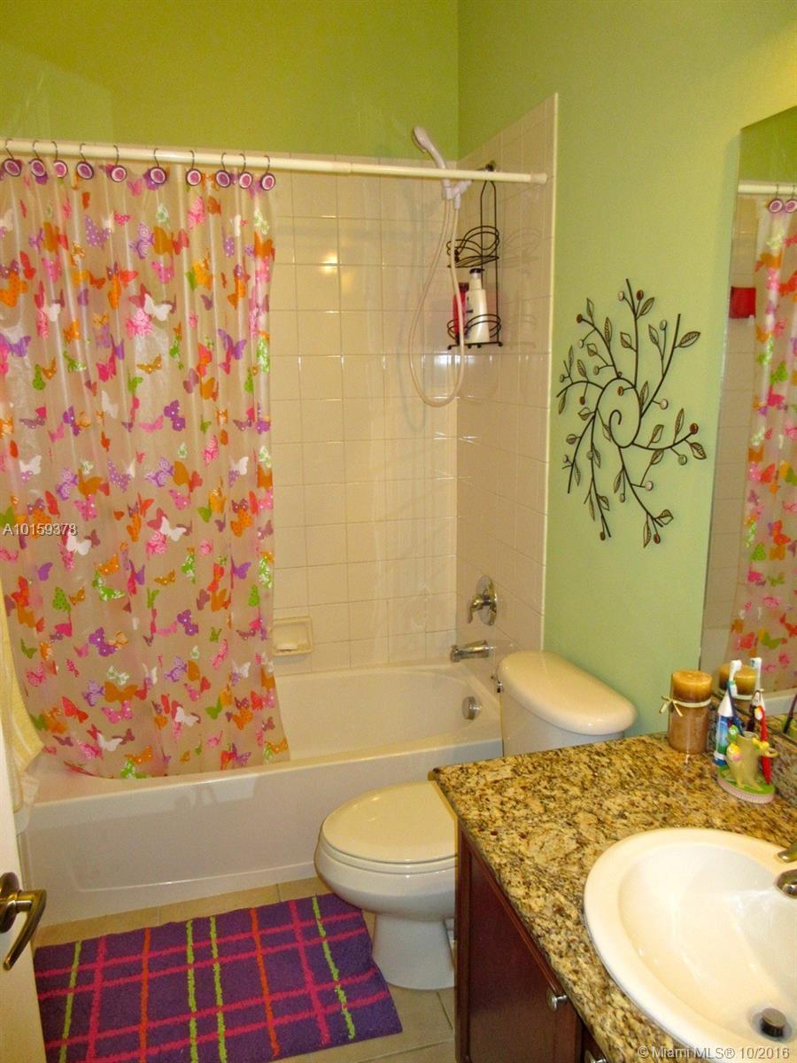 2851 Prospect Road, Unit 402 Fort Lauderdale, FL 33309 - Photo 23 of 34