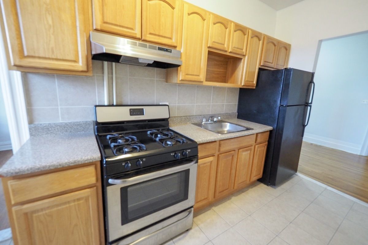 31-12 42nd Street, Unit 8 Queens, NY 11103 - Photo 6 of 8