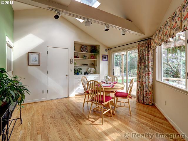 2640 Southwest Maple Lane Portland, OR 97225 - Photo 7 of 16 Gallery Image 7