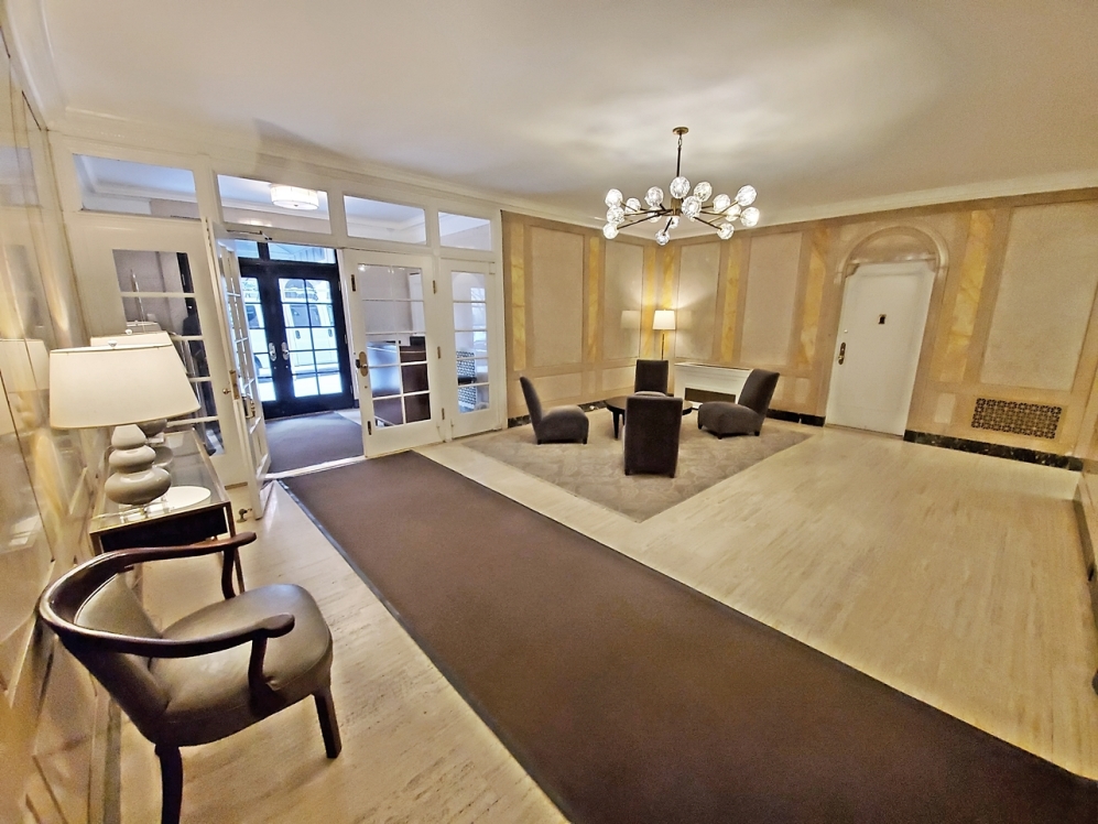 37 Riverside Drive, Unit 5B Manhattan, NY 10023 - Photo 7 of 9