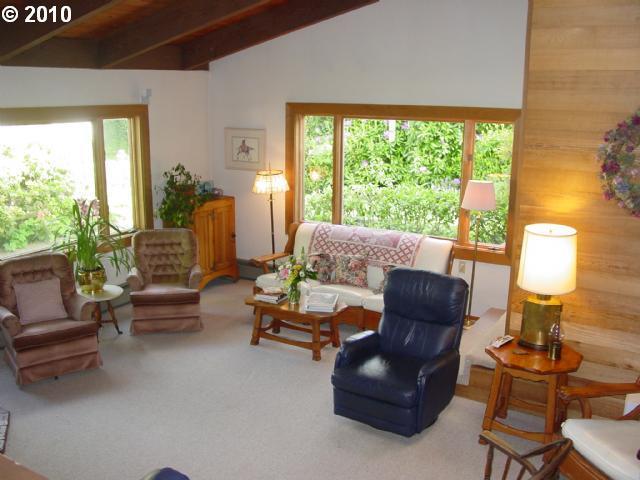 25935 Southwest Stafford Road Wilsonville, OR 97070 - Photo 8 of 16 Gallery Image 8