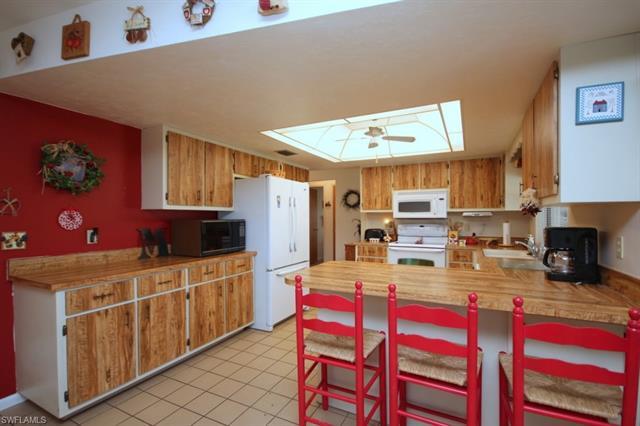 7595 Laurel Valley Road Fort Myers, FL 33967 - Photo 10 of 22 Gallery Image 10