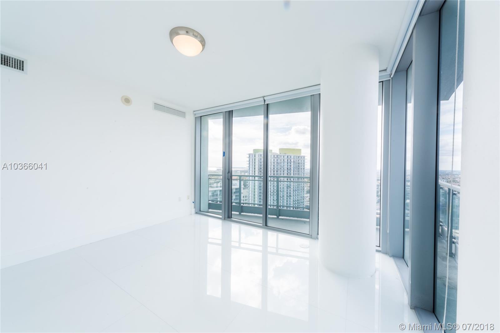 92 Southwest 3rd Street, Unit 4305 Miami, FL 33130 - Photo 23 of 33