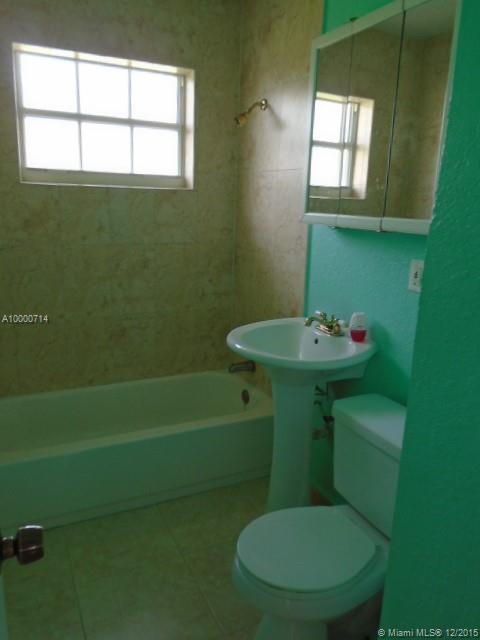 20740 Anchor Road Cutler Bay, FL 33189 - Photo 8 of 10