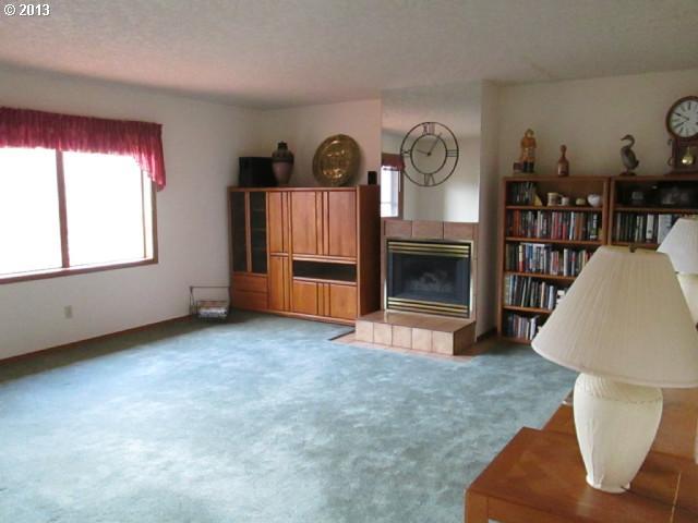 270 Southwest Captain Cook Road White Salmon, WA 98672 - Photo 5 of 16 Gallery Image 5