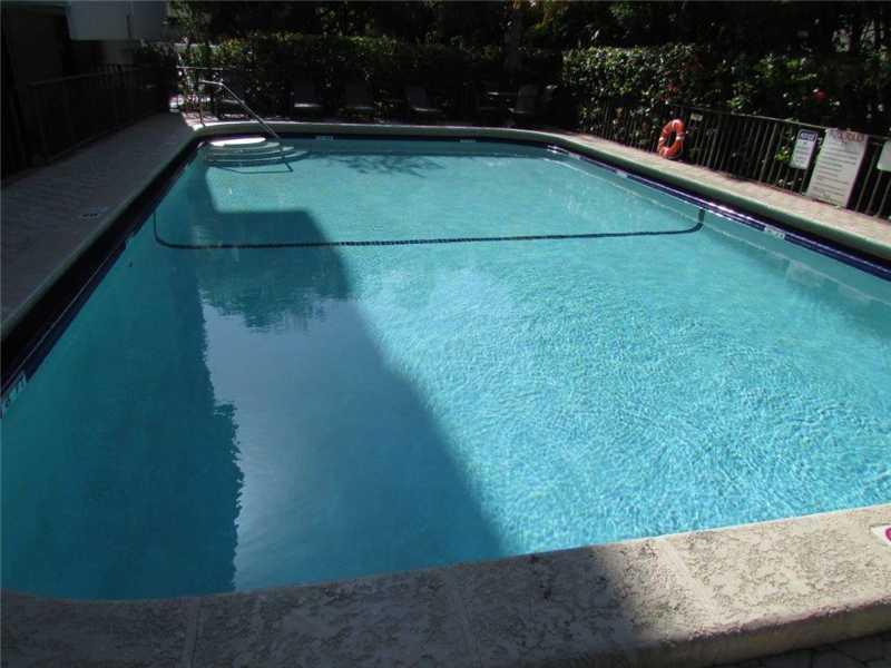 100 Ocean Ln Drive, Unit 406 Key Biscayne, FL 33149 - Photo 18 of 20