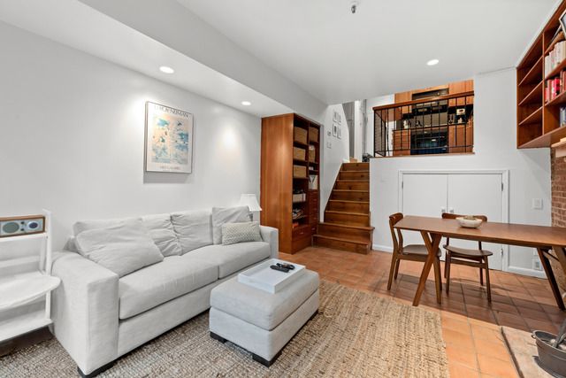 $1,100,000 | 838 Greenwich Street, Unit 1C | West Village