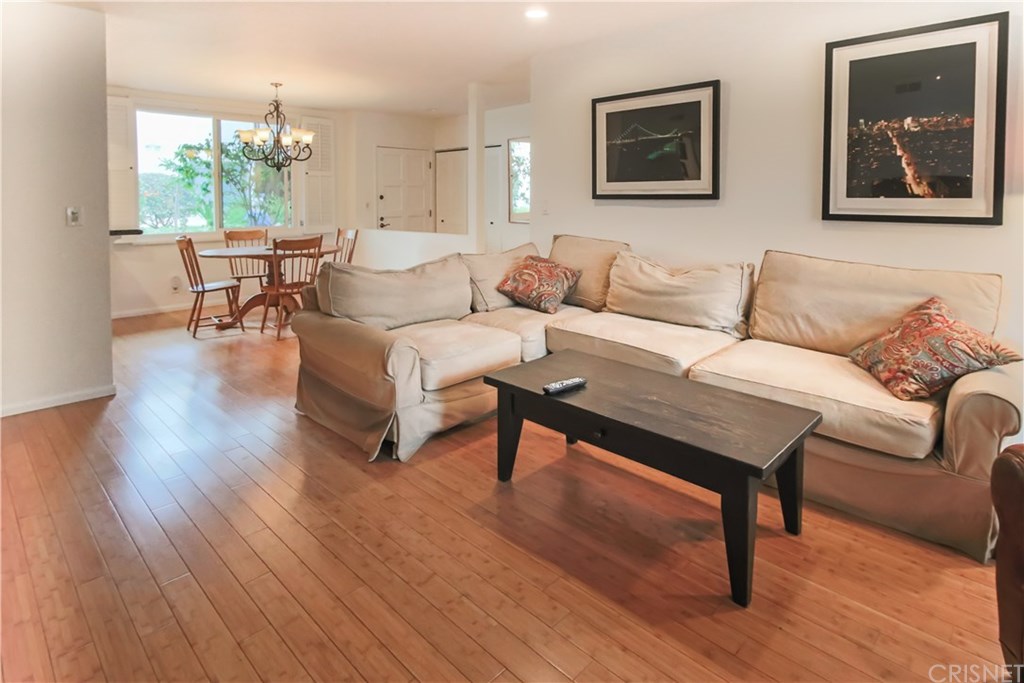 14315 Riverside Drive, Unit 105 Sherman Oaks, CA 91423 - Photo 7 of 42