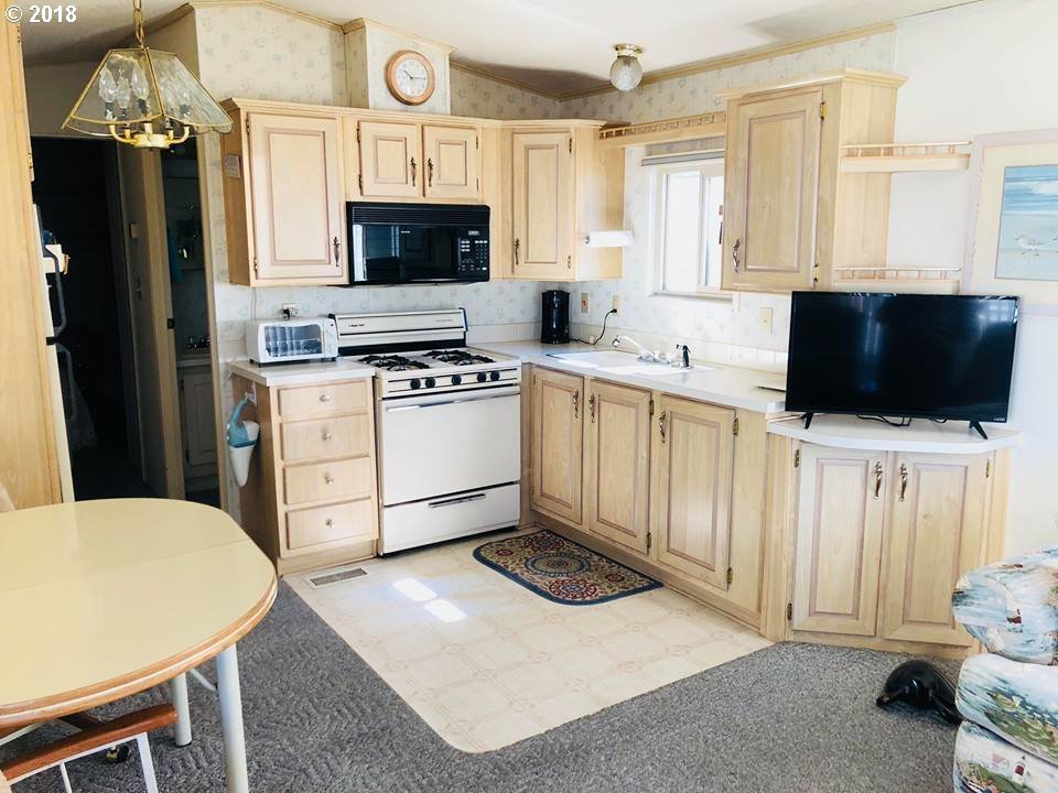 16219 Lower Harbor Road, Unit 3 Brookings, OR 97415 - Photo 1 of 16 Gallery Image 1