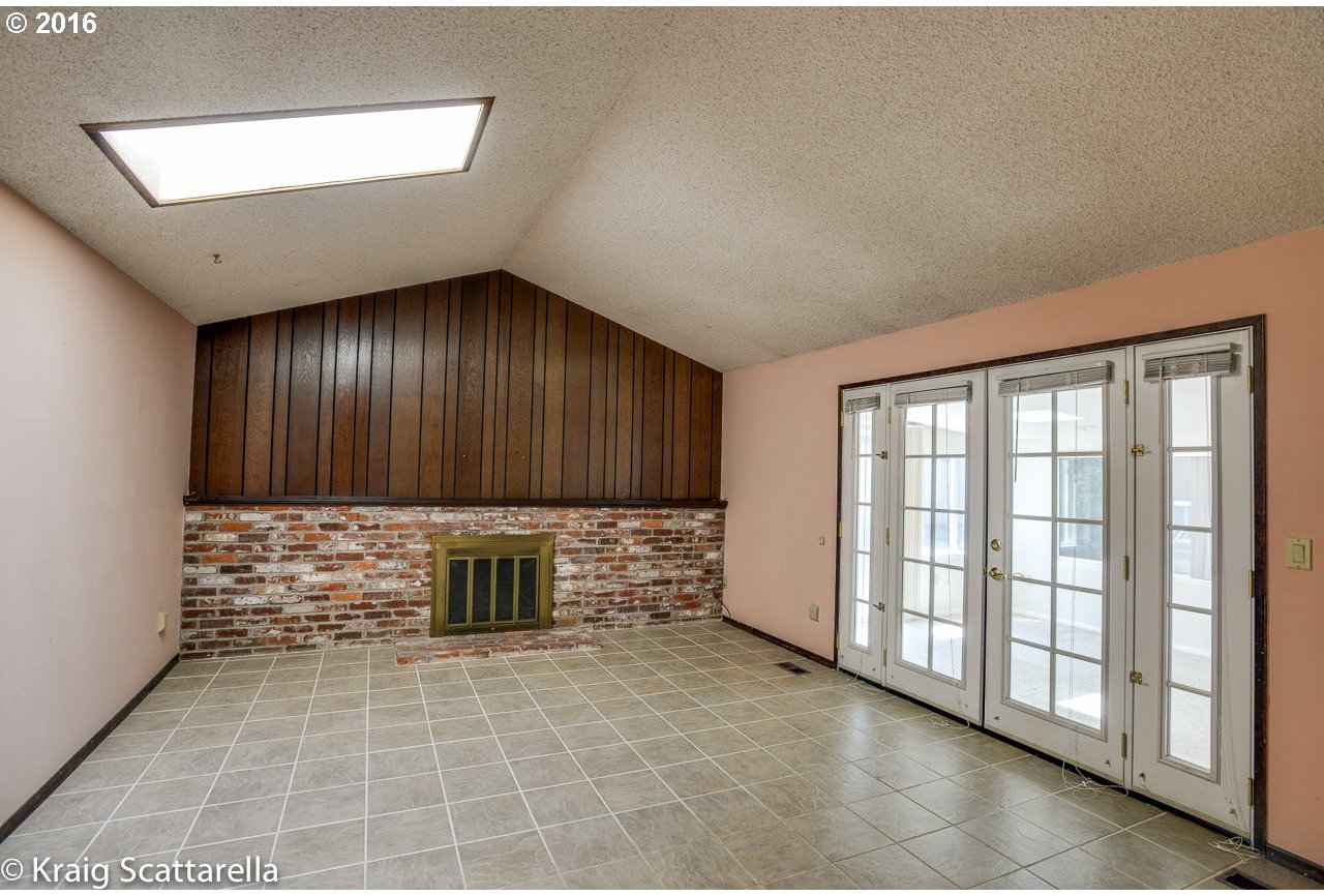 14220 Southwest Rochester Drive Beaverton, OR 97008 - Photo 22 of 32 Gallery Image 22