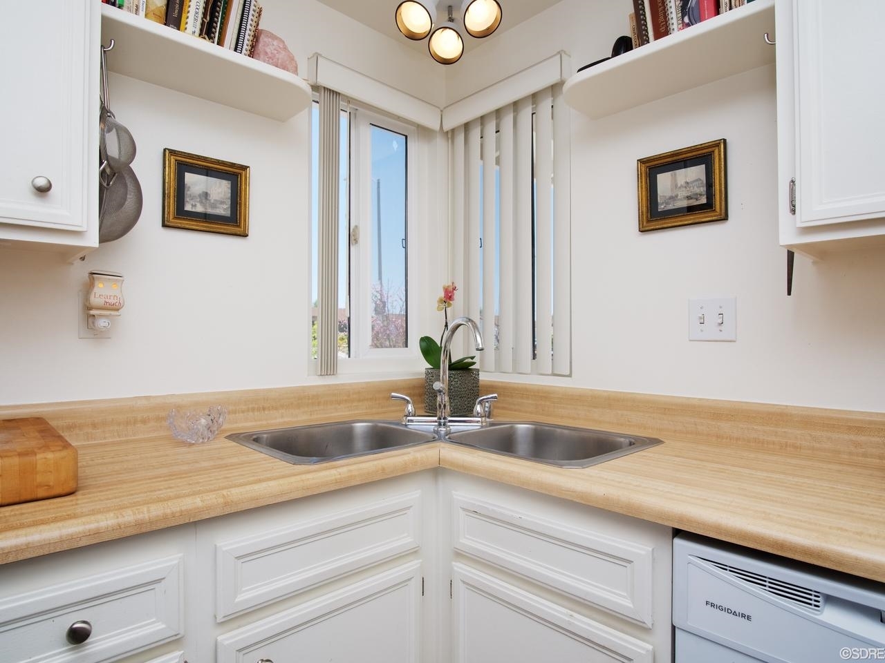 1613 Ravine Road Vista, CA 92083 - Photo 9 of 24