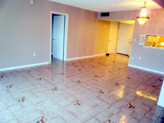 2930 Point E Drive, Unit E608 Aventura, FL 33160 - Photo 6 of 7