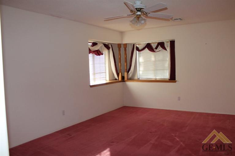 30451 Condor Place Tehachapi, CA 93561 - Photo 15 of 20 Gallery Image 15