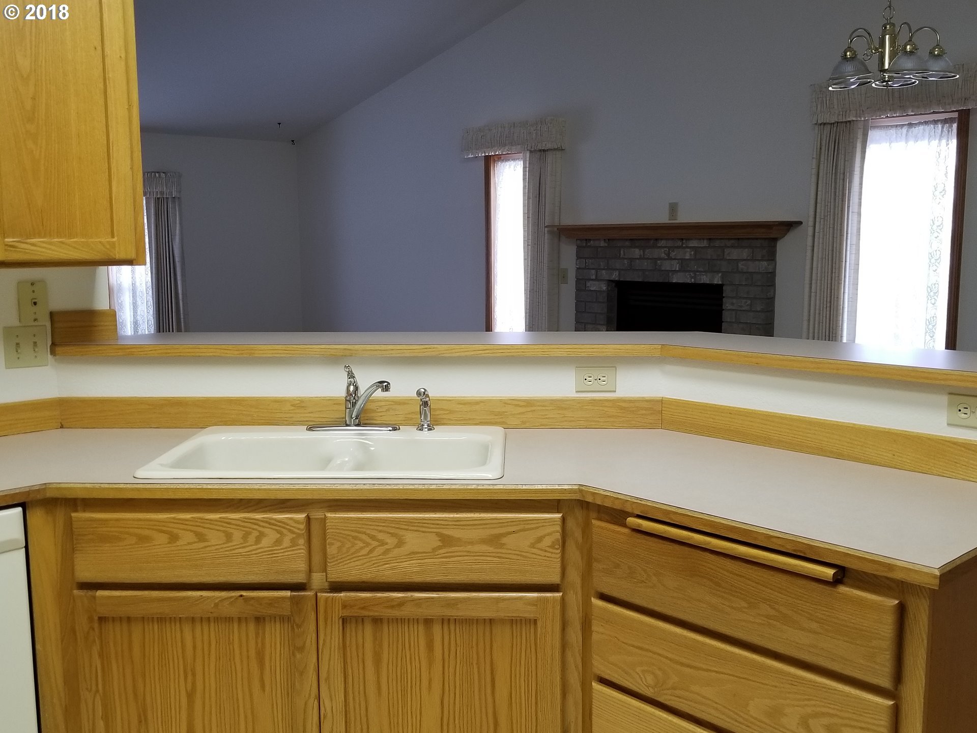 1957 Bonnie Lane Springfield, OR 97477 - Photo 14 of 21 Gallery Image 14