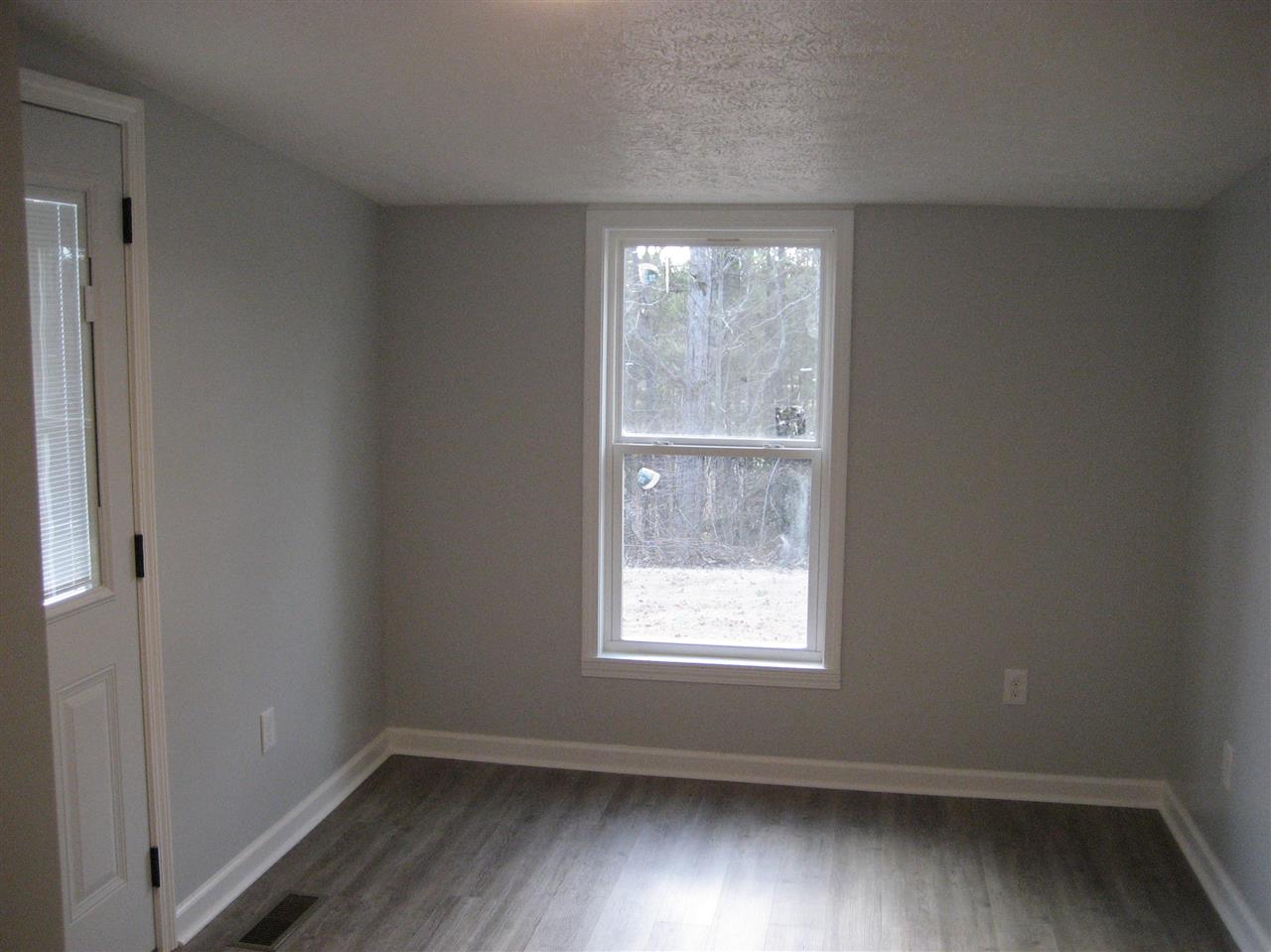 533 Crabtree Road Selmer, TN 38375 - Photo 7 of 23 Gallery Image 7