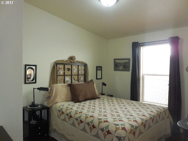 489 Apple Creek Road Longview, WA 98632 - Photo 16 of 28