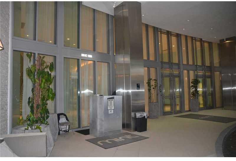 92 Southwest 3rd Street, Unit 5101 Miami, FL 33130 - Photo 2 of 25