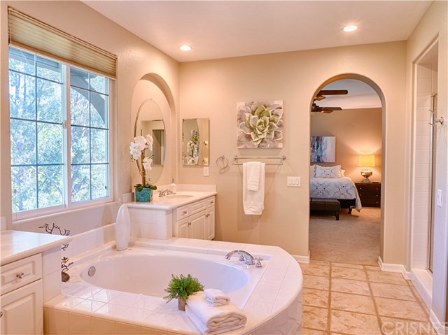 24607 Garland Drive Valencia, CA 91355 - Photo 13 of 20