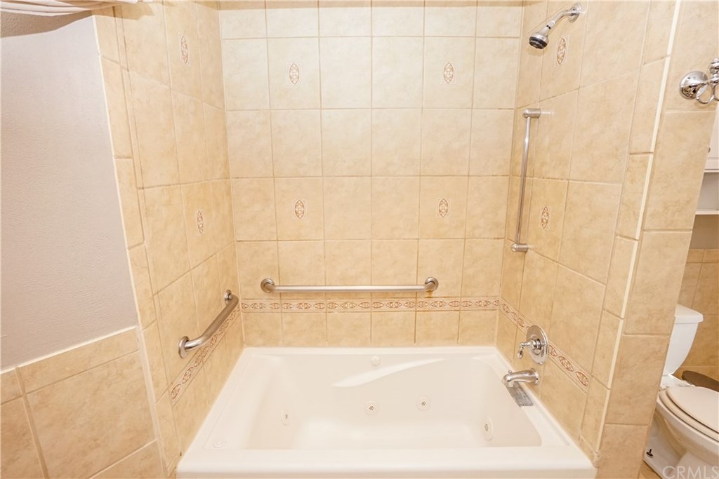 262 MacDonald Street Pasadena, CA 91103 - Photo 10 of 21