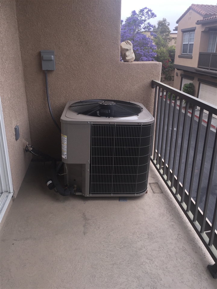 646 Sumner Way, Unit 6 Oceanside, CA 92058 - Photo 20 of 25 Gallery Image 20