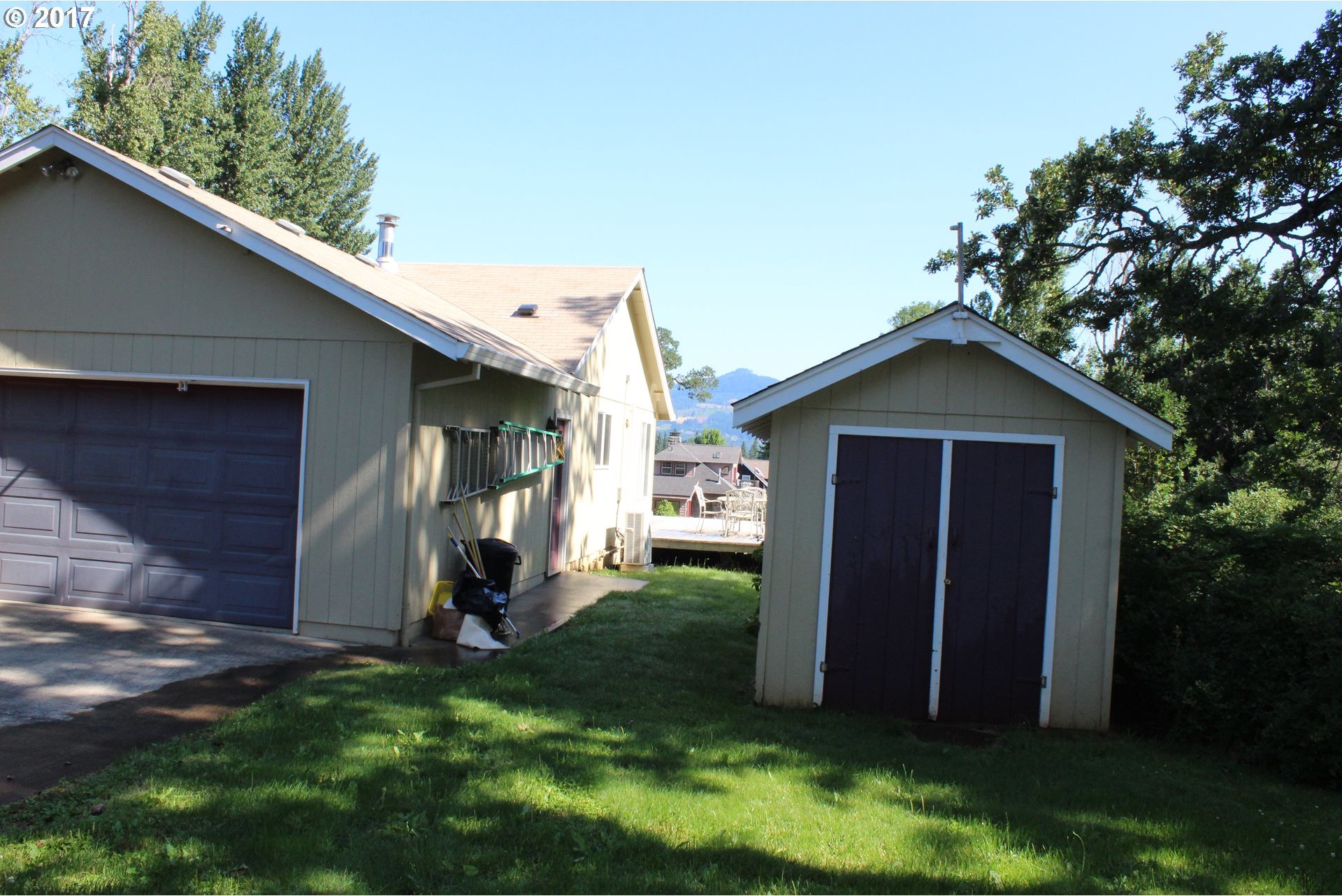 1441 Sunset Road Hood River, OR 97031 - Photo 19 of 24 Gallery Image 19