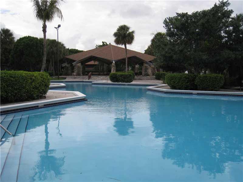 7039 Southwest 115th Place, Unit C27 Miami, FL 33173 - Photo 8 of 9