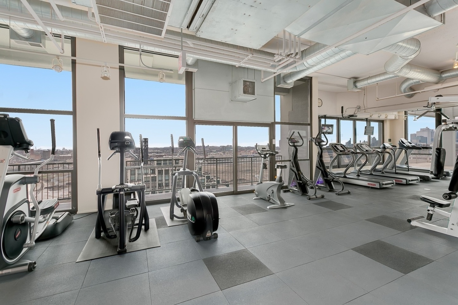 1530 S State St, Chicago, IL 60605 - Photo 2 of 4