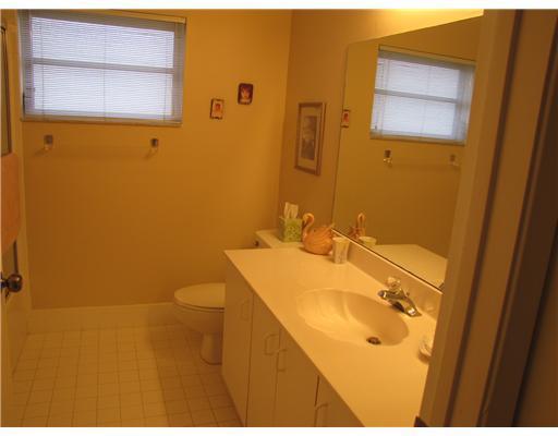 8075 Hiddenview Terrace, Unit D Boca Raton, FL 33496 - Photo 11 of 13 Gallery Image 11