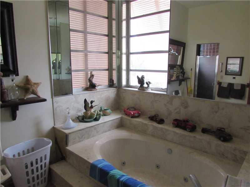 14830 Lewis Road Miami Lakes, FL 33014 - Photo 19 of 28 Gallery Image 19