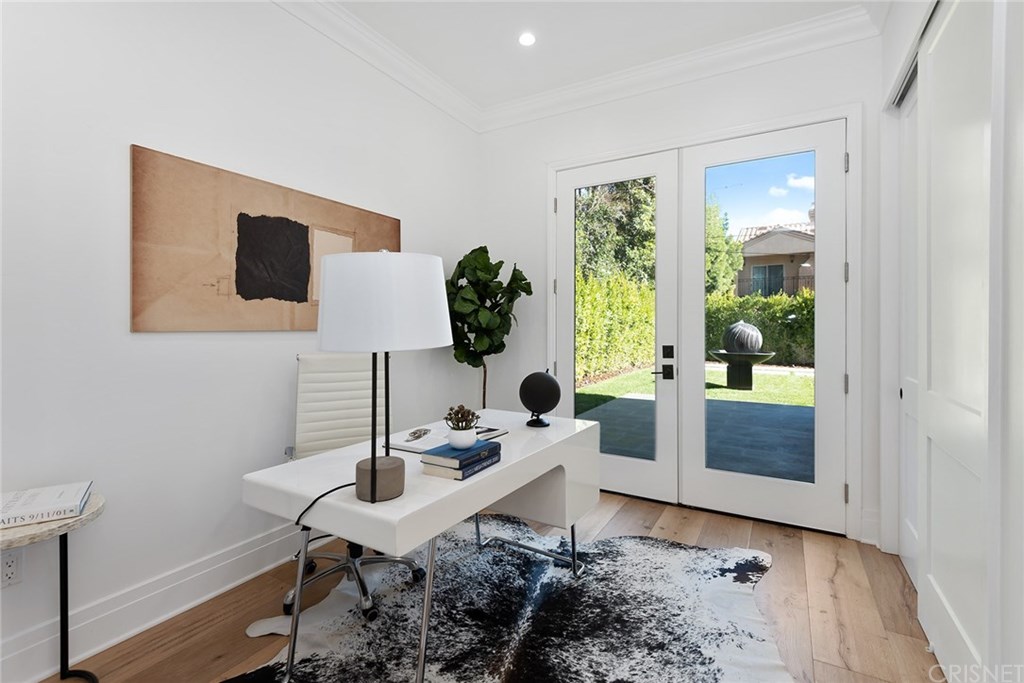 4537 Ben Avenue Studio City, CA 91607 - Photo 23 of 50