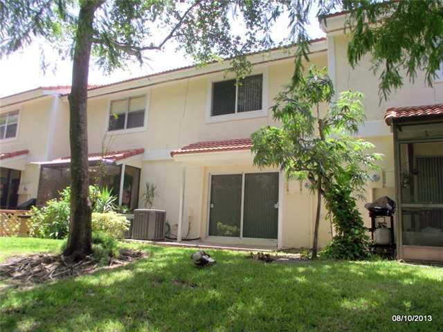 6400 Boca Circle, Unit 6400 Boca Raton, FL 33433 - Photo 3 of 8 Gallery Image 3