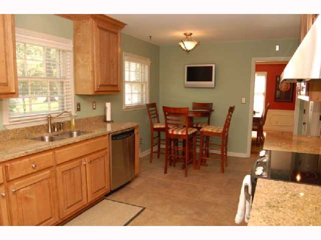 1136 Kings Park Road Memphis, TN 38117 - Photo 7 of 10 Another view of the kitchen. The HDLC television stays with this home.