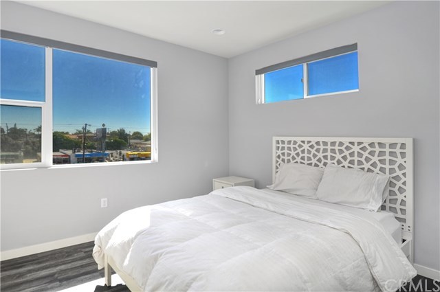 149 Mercer Way Costa Mesa, CA 92627 - Photo 27 of 35