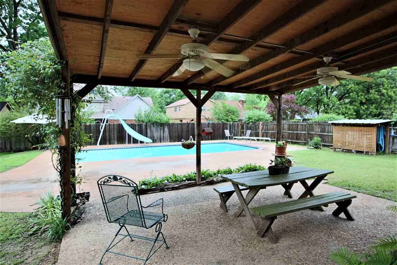 2423 Ridgeway Road Memphis, TN 38119 - Photo 25 of 25 The Perfect Summer Entertaining Spot For All Those Hot Summer Days!